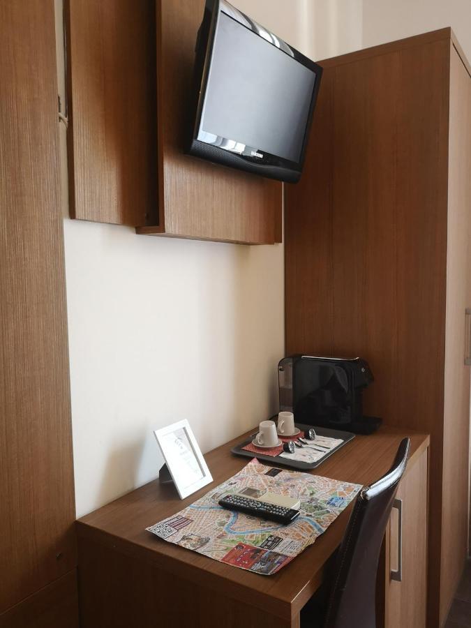 Rome Travellers Hotel Екстериор снимка