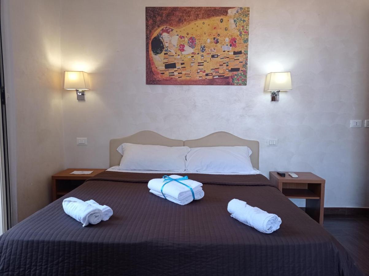 Rome Travellers Hotel Екстериор снимка